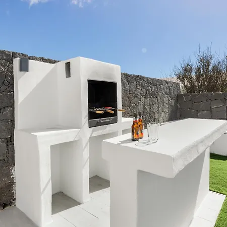 Cactus - Large Private Plot - Heated Pool & Bbq - Luxury Vacation * Playa Blanca (Lanzarote)