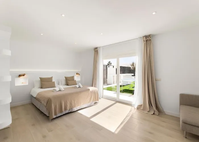 Cactus - Large Private Plot - Heated Pool & Bbq - Luxury Vacation 别墅 普拉亚布兰卡