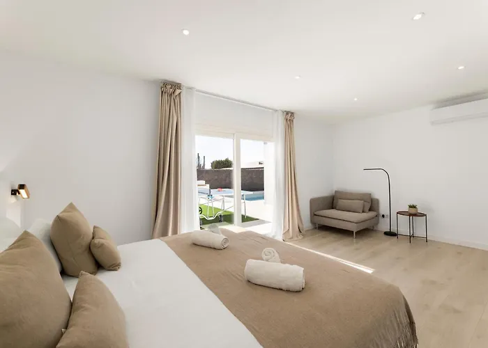 Cactus - Large Private Plot - Heated Pool & Bbq - Luxury Vacation 普拉亚布兰卡