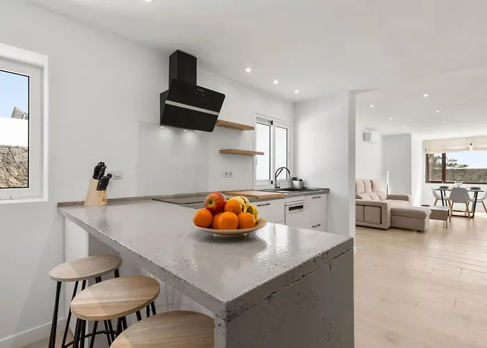 Cactus - Large Private Plot - Heated Pool & Bbq - Luxury Vacation 别墅